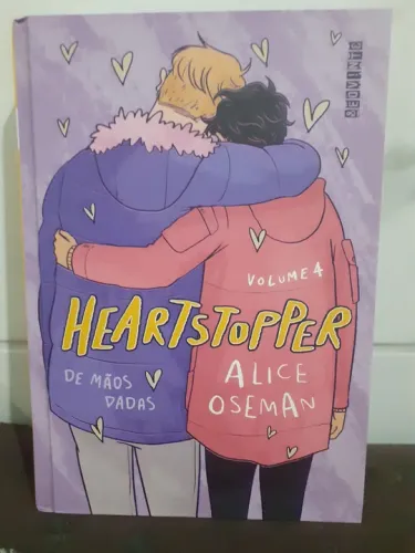 Heartstopper Vol. 4 - Capa dura