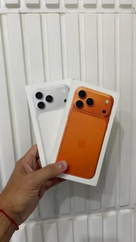 iPhone 17 pro Max 256g