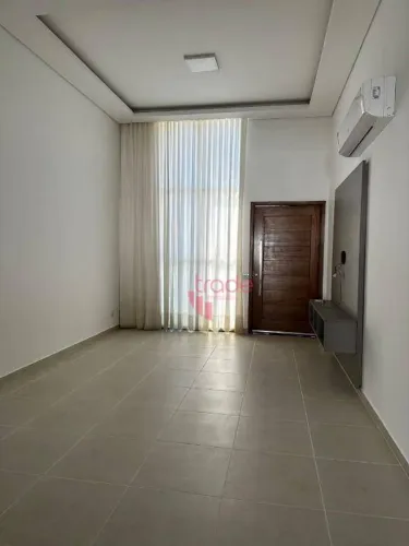 Casa em Condomínio Fechado para Alugar de 03 Quartos sendo Suítes no Bairro Bonfim Paulist