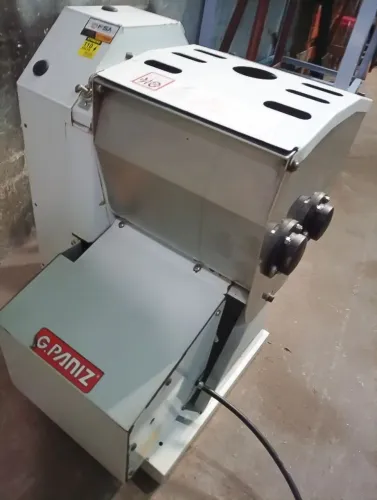 Amassadeira Industrial Seminova Gpaniz 5 kg 127V com Garantia