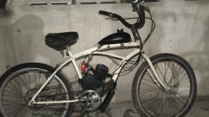 Vendo Praia na motorizada com motor novo !!!