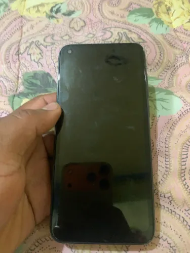 Celular no precinho 