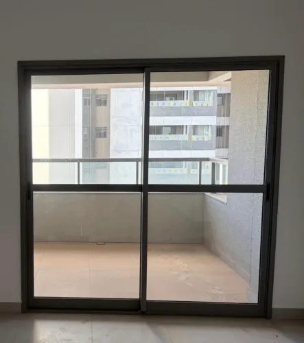 Porta de correr de Alumínio Premium Novas !! Oportunidade!  