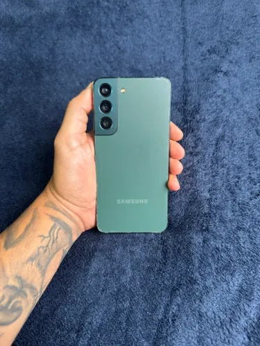 Samsung S22