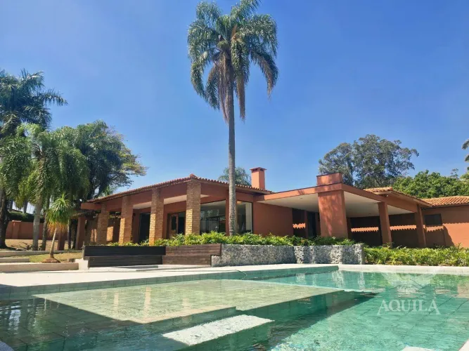CASA TÉRREA COM 4 SUÍTES NO CONDOMÍNIO SANTA MARIA - SOROCABA