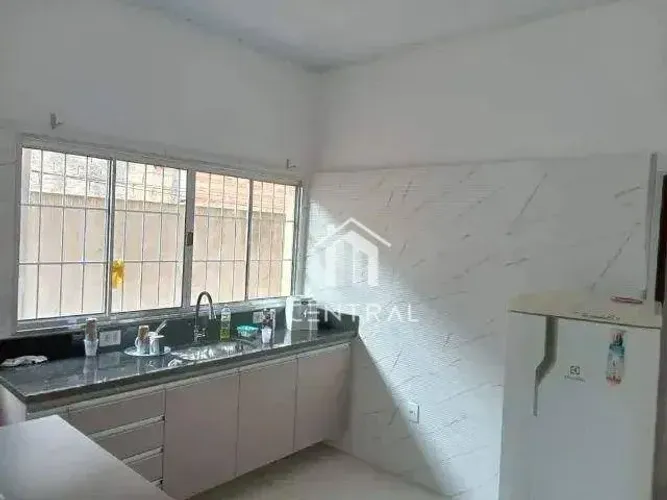 NÃO ACEITA FINANCIAMENTO SOMENTE A VISTA Casa com 1 dormitório à venda, 125 m² por R$ 190.
