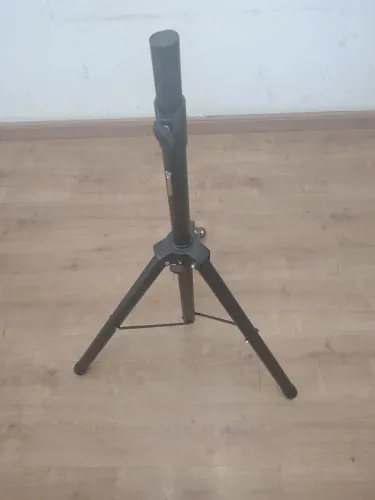 Suporte de caixa de som ativa passiva