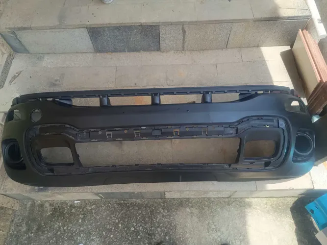 *Para-choque jeep Renegade 19/21