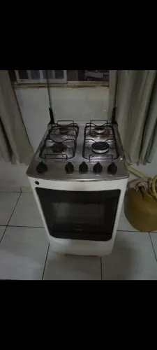 Fogão por 300 Entrego.