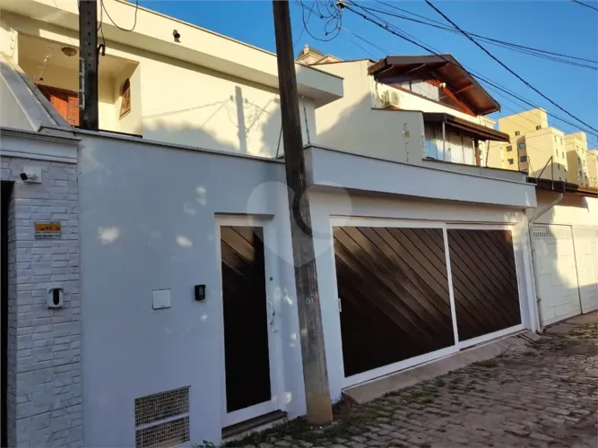 Casa para venda e locação no Bairro Centro de Piracicaba/SP.