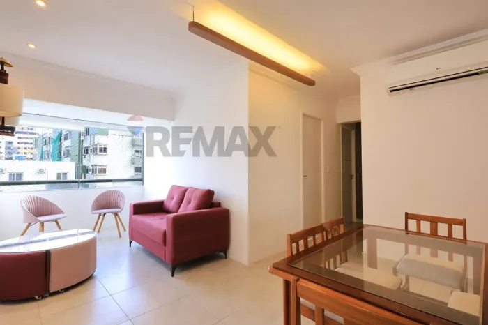 Apartamento de 69m quadrados semi mobiliado com 3 quartos, sendo 1 suíte. 1 Garagem cobert
