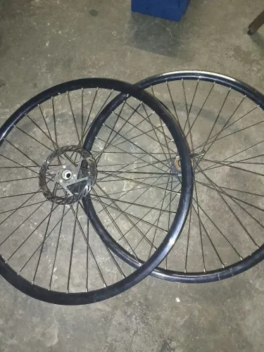 Vende-se par de aro 29