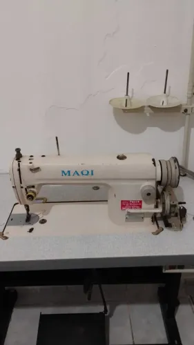 Máquina reta industrial ,preço negociável