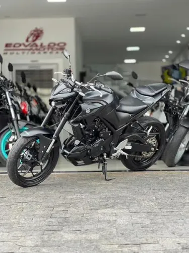 YAMAHA MT03 ABS 2023 localizada rua barão de Jacareí 1025 Jacareí