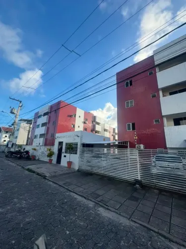 Aluga-se apartamento em Mangabeira
