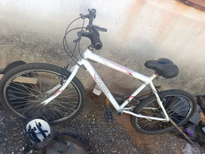 Vende-se bicicleta 
