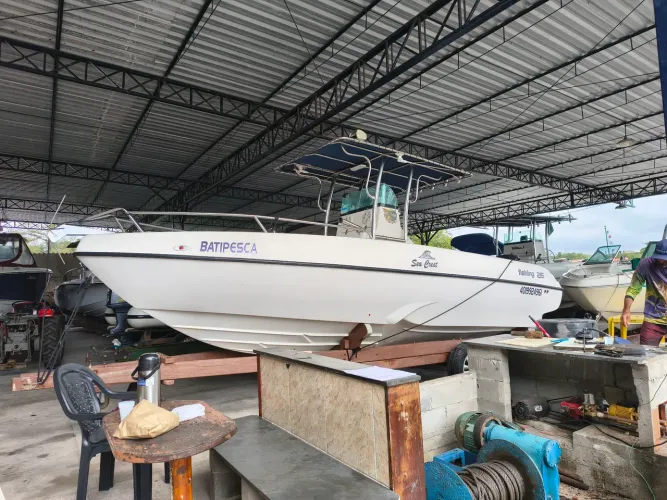 Vendo Lancha Fishing 21,5 pés 