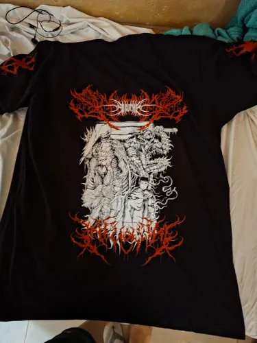 Camisa Oversized Berserk GG Nova