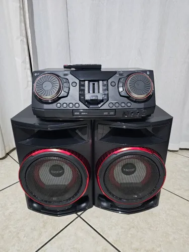 Mini syste LG Xboon 2350W