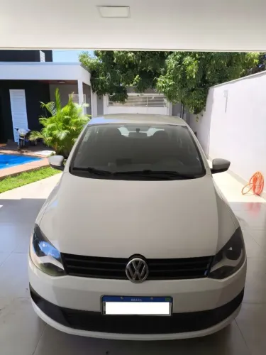 Volkswagen Fox 1.0 MI Total Flex 8V 5P 2013