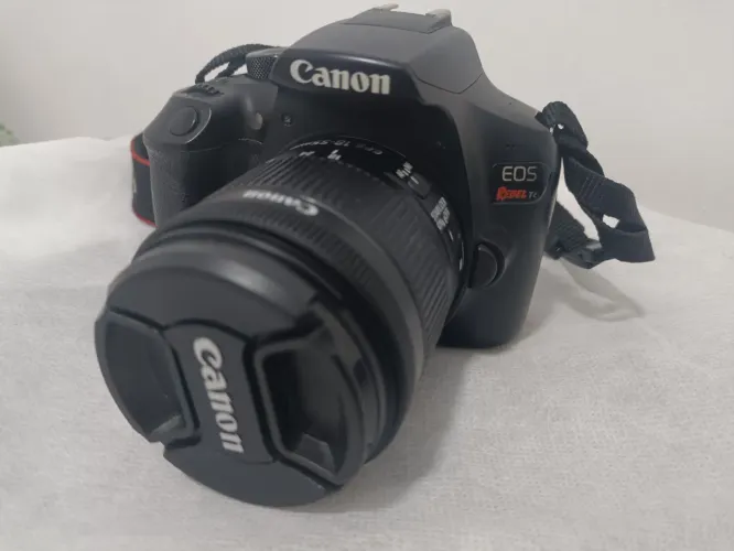 Canon rebel t6 + lente 18-55 + cartao 64gb classe 10 + bag