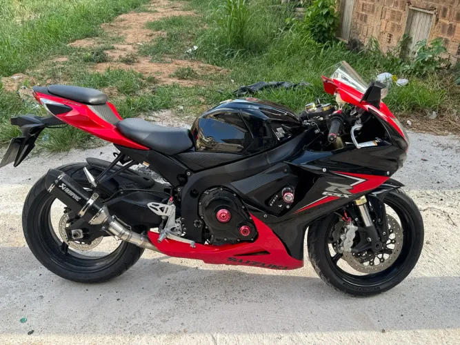 Suzuki GSX R 750 srad