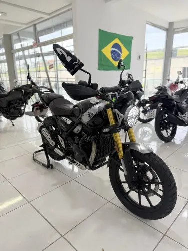 SCRAMBLER 400 X