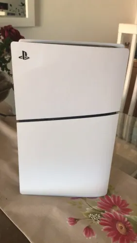 PlayStation 5 Slim Digital 1TB - Com 1 Controle Original (Impecável)
