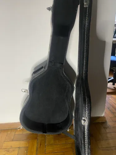 Case - Padrão Violão Folk (Seminovo)