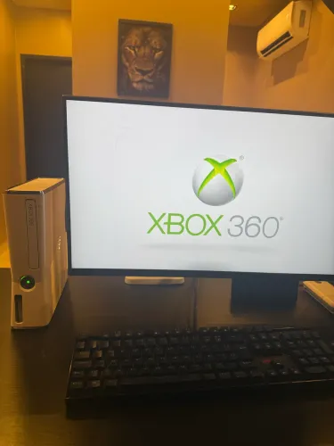 Xbox 360 Branco RGH Desbloqueado