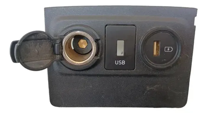 Tomada 12v Hyundai Hb20 2020 A 2022