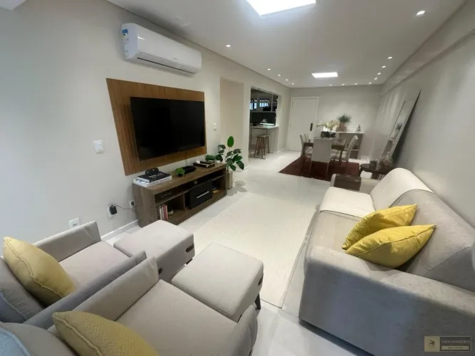 Apartamento mobiliado para locação anual na Barra Sul em Balneário Camboriú. 123m², 3 dorm