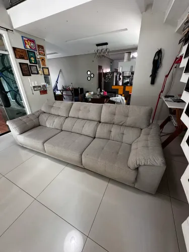 Sofá grande Jacaúna