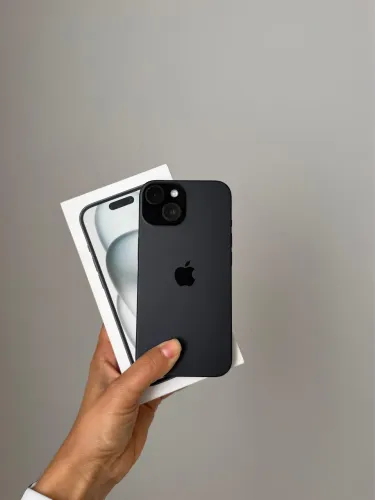 iPhone 15 - 128gb - 90% saúde