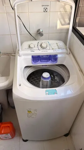 Máquina de Lavar Electrolux 12kg LAC12 Jet&Clean