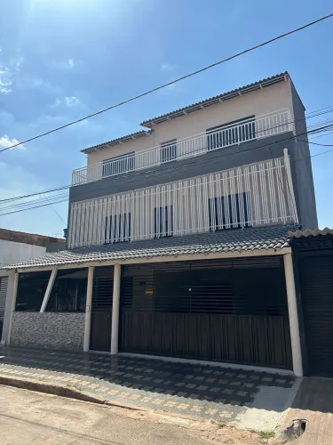 ALUGO CASA COM 3 QUARTOS NA 102 DO RECANTO DAS EMAS