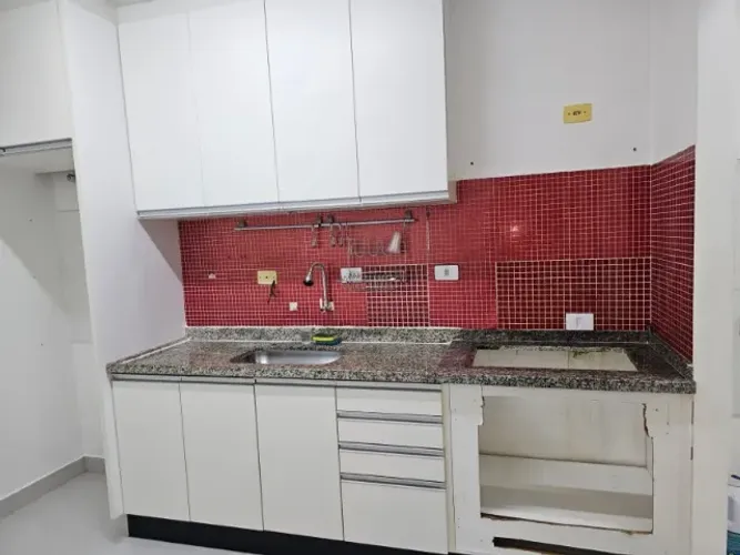 COBERTURA CENTRO TABOÃO DA SERRA R$ 3.700,00 - 2 DORMS 1 VG