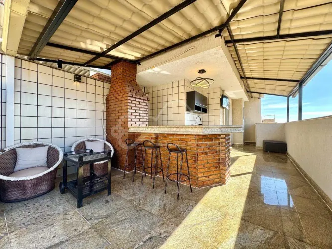 COBERTURA | 2 QUARTOS | 2 VAGAS - BAIRRO MANACÁS - R$3.900,00