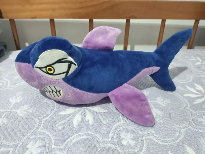 Pelúcia tubarão unik toys