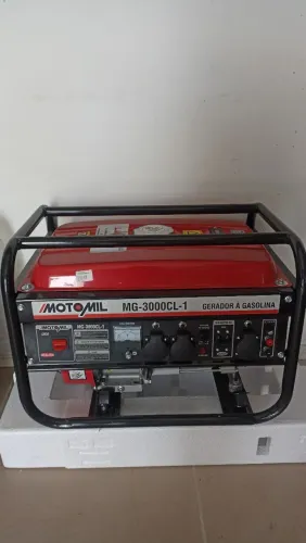 Vendo Gerador Motomil a Gasolina.