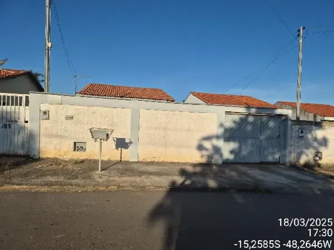 Imóvel com boa estrutura Casa no Vila Divineia, Padre Bernardo - GO, N. SN LT 03, 2 quart