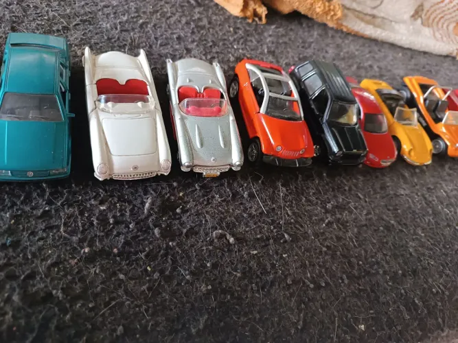 Miniatura carrinho conversível