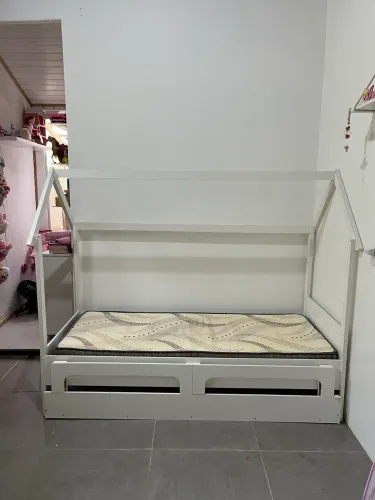 Cama montessoriana bicama casinha