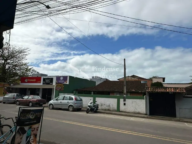 Casa para Locação em Fundão / ES no bairro Praia Grande