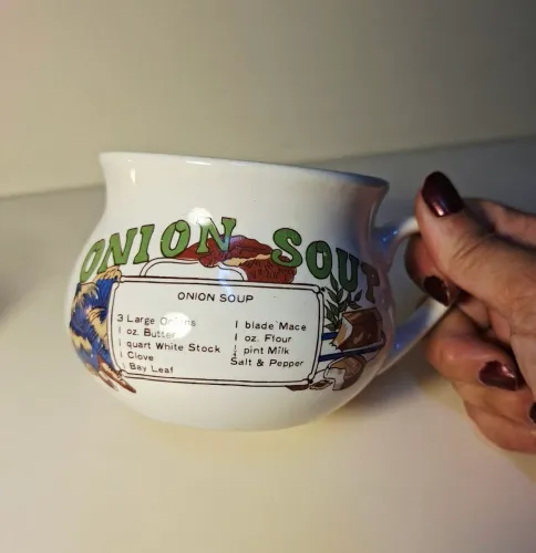 Caneca sopa de cebola