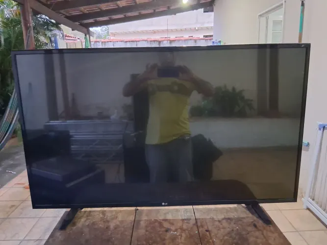 Tv LG 49 POLEGADAS RETIRAR PEÇAS 