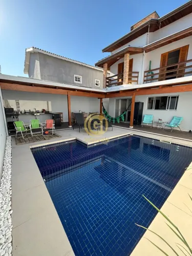 Casa de Alto Padrão no Villa Branca | 3 Dorms, Suíte com Closet, Piscina com Hidro e Energ