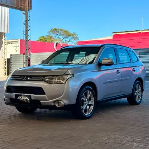 Mitsubishi Outlander 2.0 16V 160cv Aut. 2014