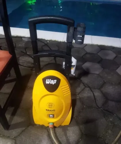 Lavadora Alta Pressão Wap Bravo 2550 1800 PSI - Pouco Uso