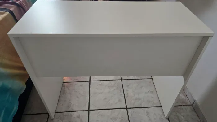 Mesa MDF tipo escrivaninha